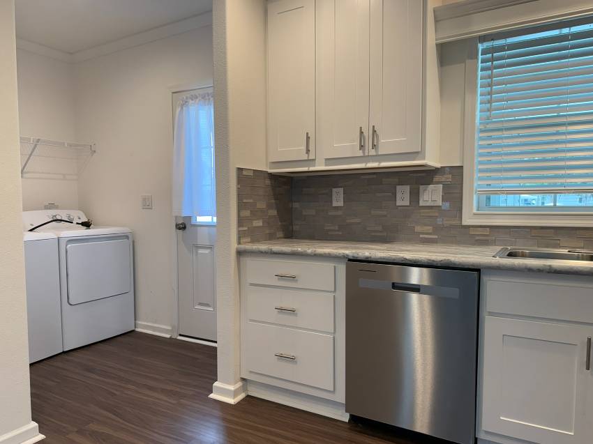 7021 Bartlett Crt a Ellenton, FL Mobile or Manufactured Home for Sale